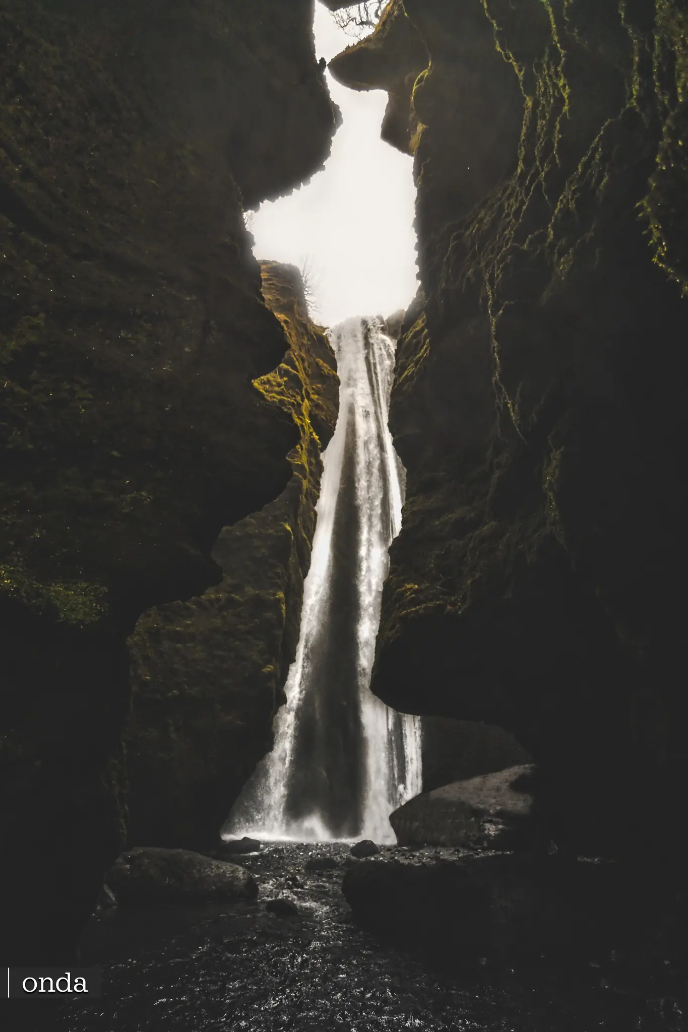 WODOSPAD GLJUFRABUI - Islandia by OndaTravel.pl