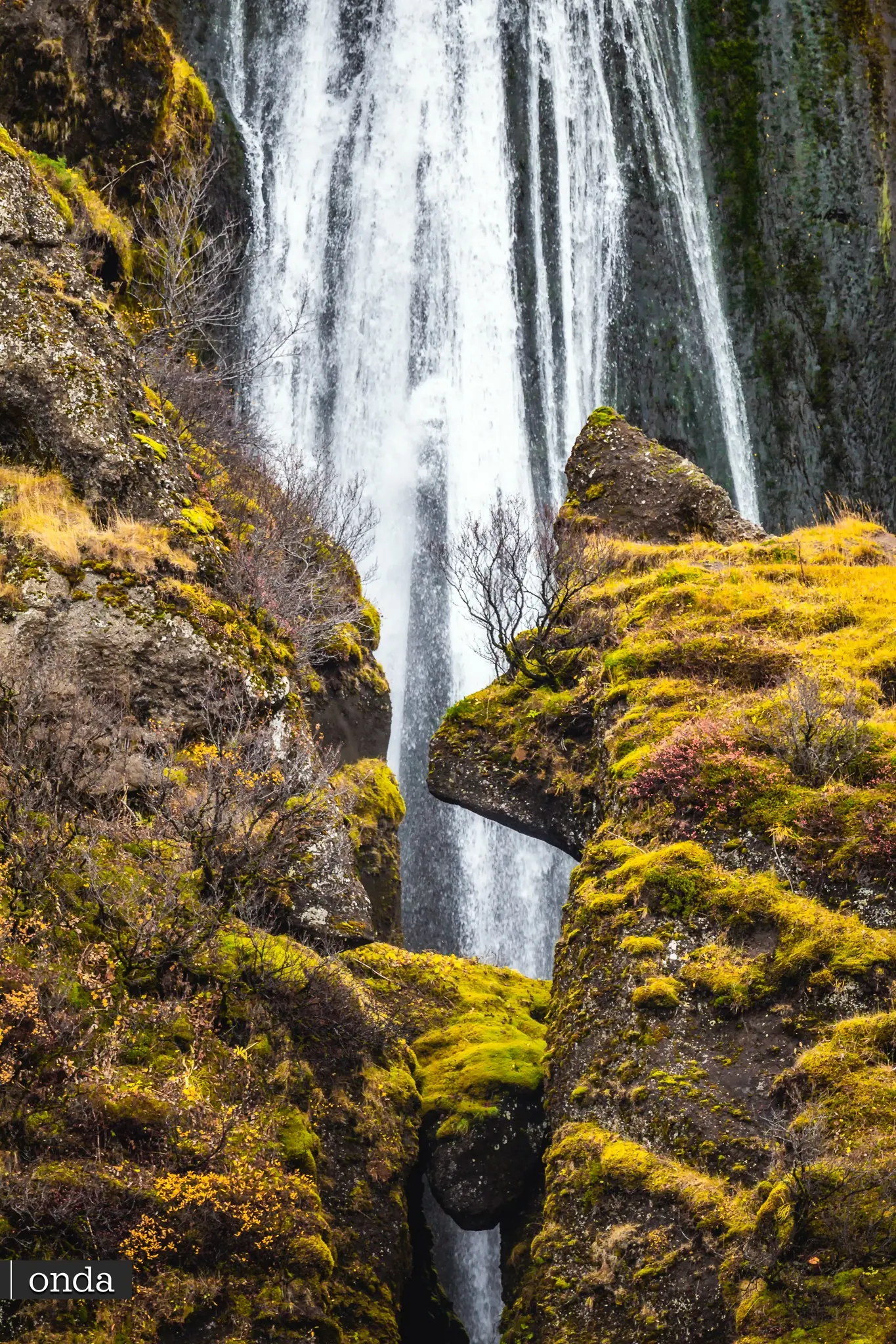 WODOSPAD GLJUFRABUI - Islandia by OndaTravel.pl