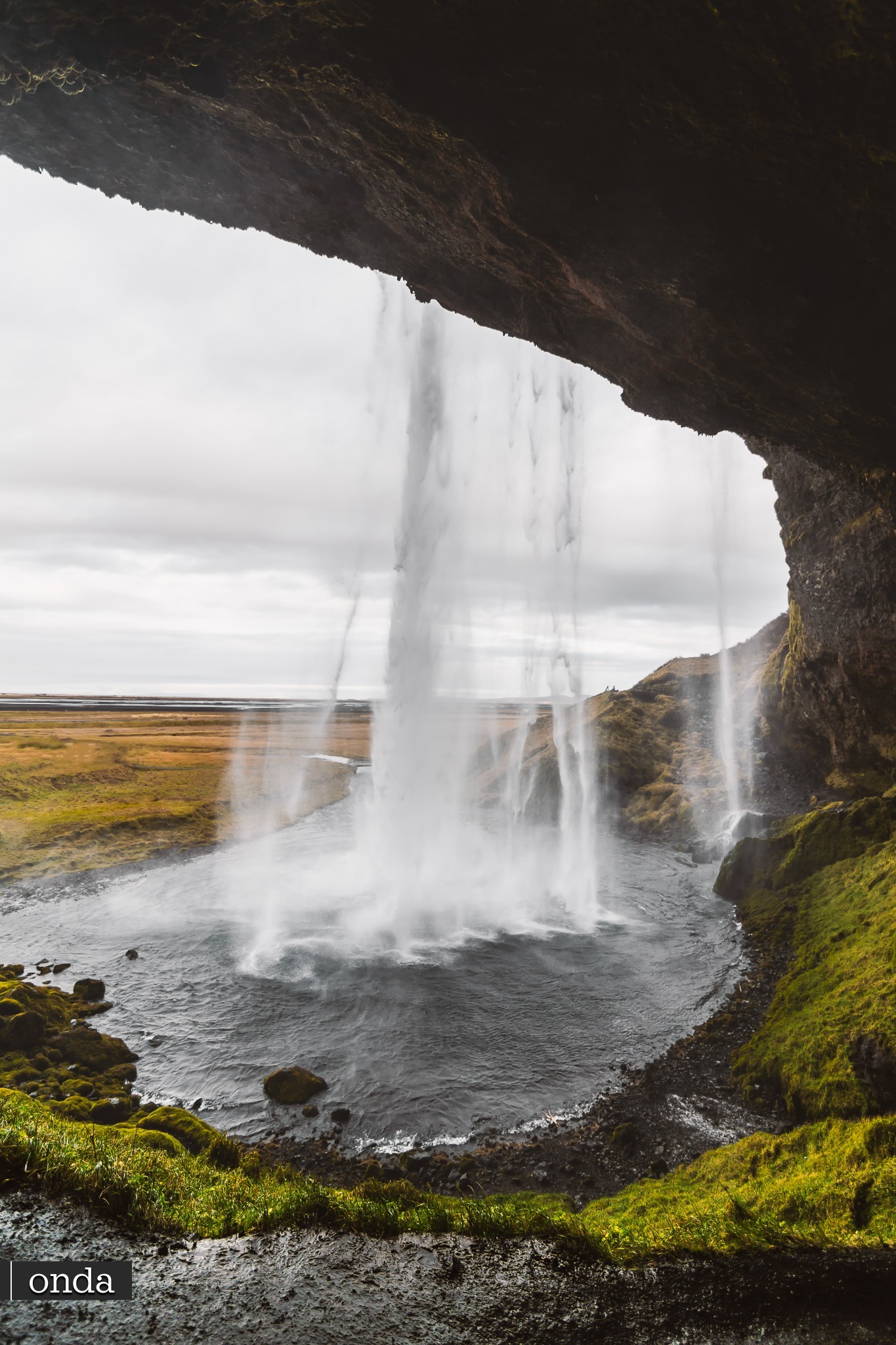 Seljalandsfoss — cascada junto a la Ring Road en el sur de Islandia