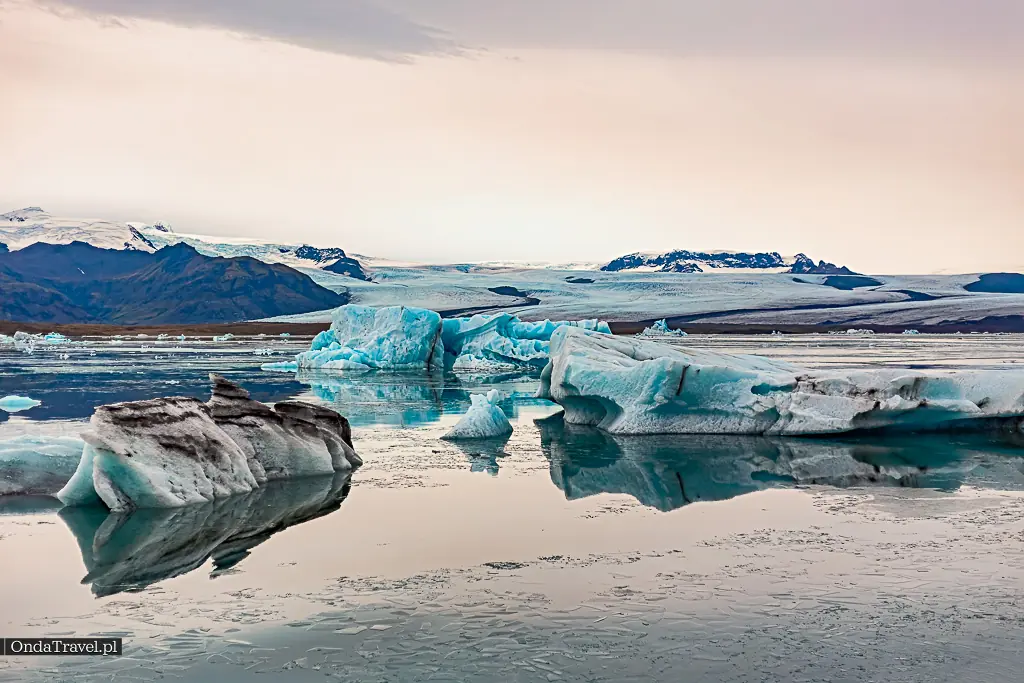 Jökulsárlón – laguna lodowcowa – Iceland travel guide by OndaTravel.pl