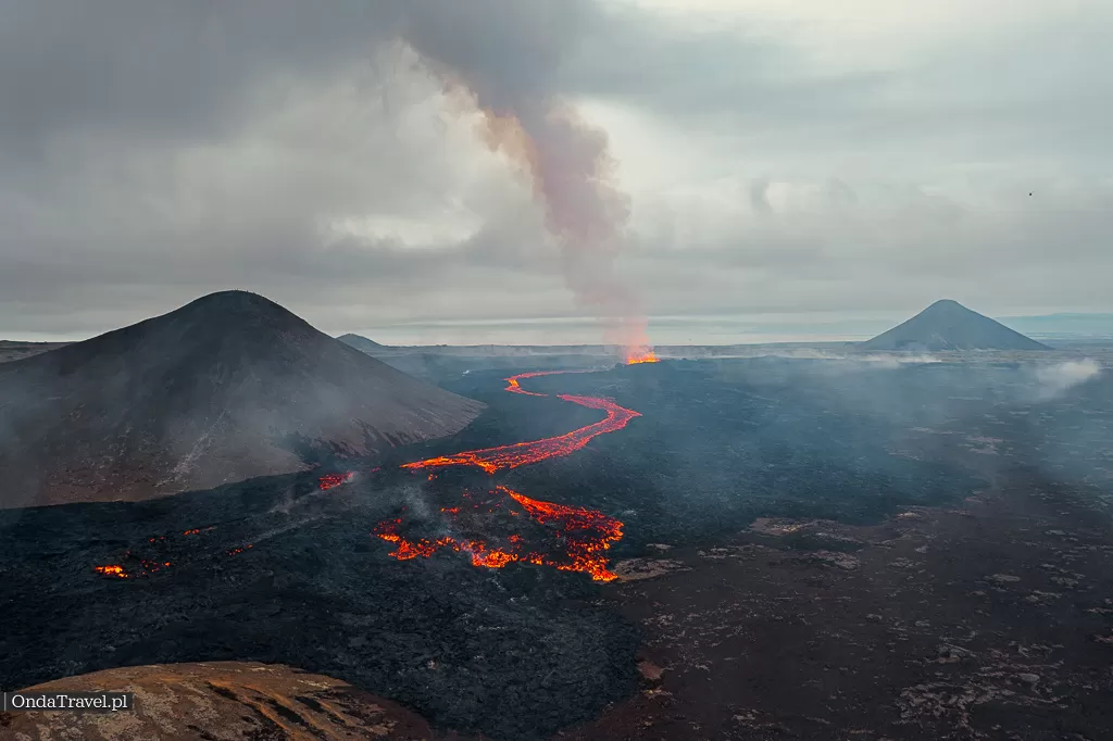 Volcano Fagradalsfjall Eruption Litli Hrutur in Iceland by OndaTravel.pl 11 - OndaTravel.pl -