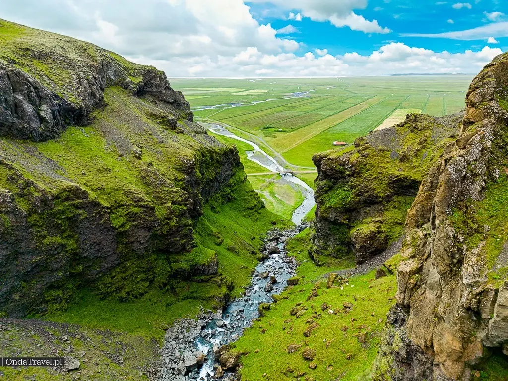 Wodospad-Irafoss-Irafoss-Waterfall-Arjanurfoss-Waterfall-Islandia-by— OndaTravel.pl-4 — OndaTravel.pl