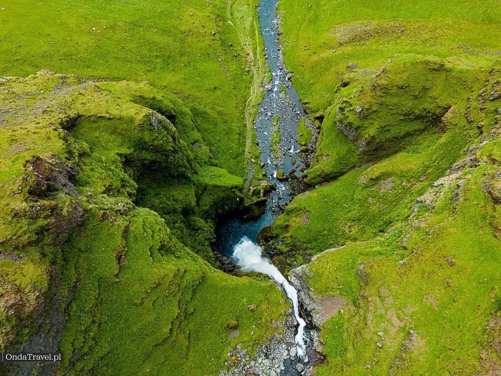 Wodospad-Irafoss-Irafoss-Waterfall-Arjanurfoss-Waterfall-Islandia-by— OndaTravel.pl-5 — OndaTravel.pl