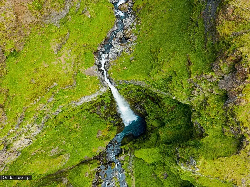 Wodospad-Irafoss-Irafoss-Waterfall-Arjanurfoss-Waterfall-Islandia-by— OndaTravel.pl-7 — OndaTravel.pl