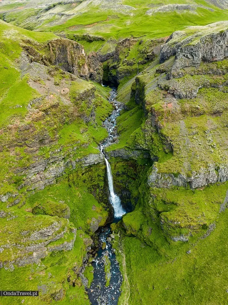 Wodospad-Irafoss-Irafoss-Waterfall-Arjanurfoss-Waterfall-Islandia-by— OndaTravel.pl-9 — OndaTravel.pl