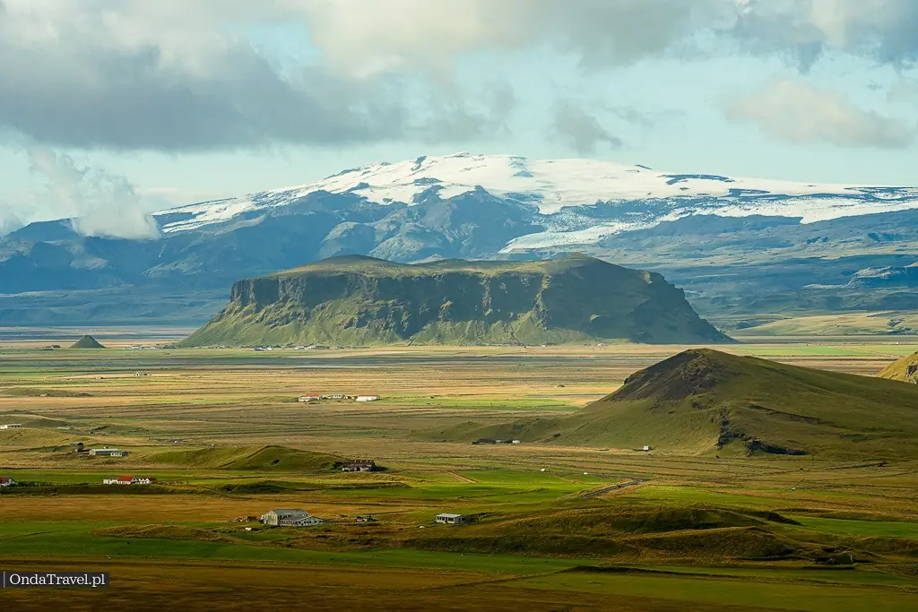 KLIF DYRHÓLAEY Dyrholaey Islandia by OndaTravel.pl — OndaTravel.pl