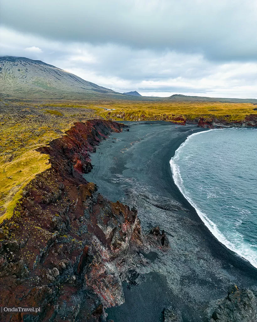 Plaza Djupalonssandur Black Lava Pearl Beach Remains of Epine GY7 Fishing Trawler Dritvik SNAEFELLSNES Islandia by OndaTravel.pl 32 - OndaTravel.pl -