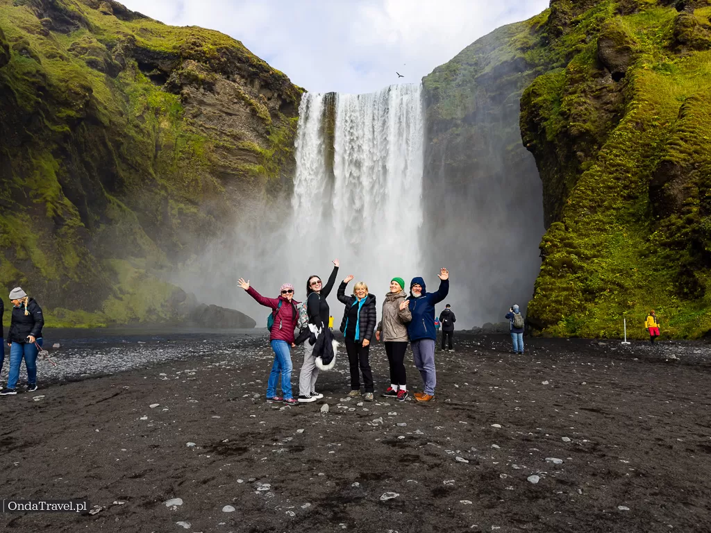 Wodospad Skogafoss Islandia by OndaTravel.pl 1 1 - OndaTravel.pl -