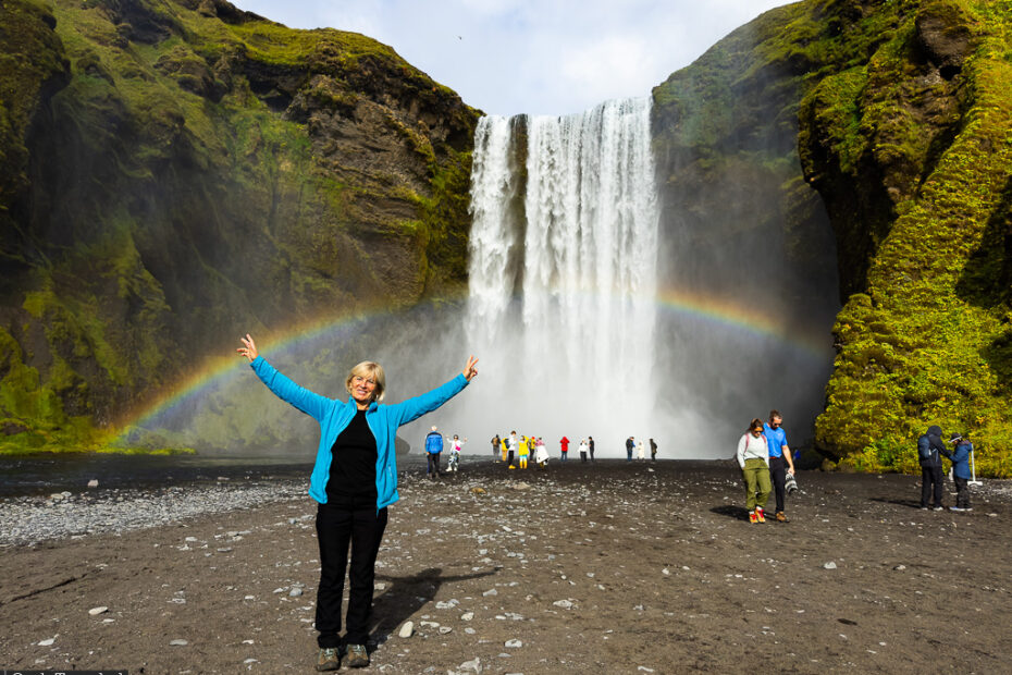 Wodospad Skógafoss na południu Islandii – najpiękniejsze wodospady Islandii