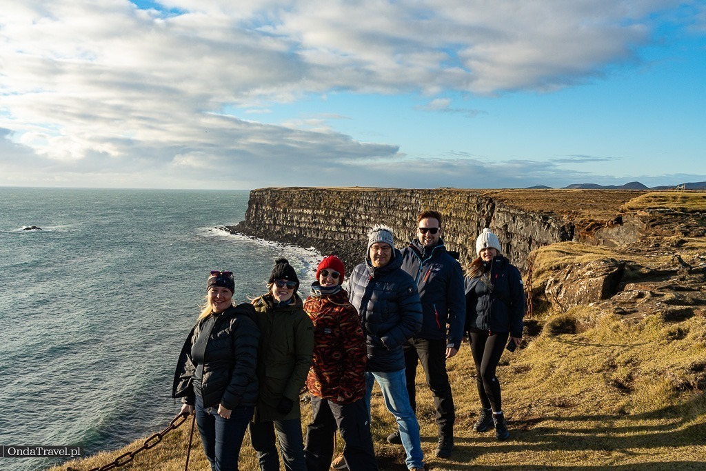 Klify Krysuvikurbjarg Reykjanes Peninsula Wycieczki po Islandii z OndaTravel.pl 3 - OndaTravel.pl -