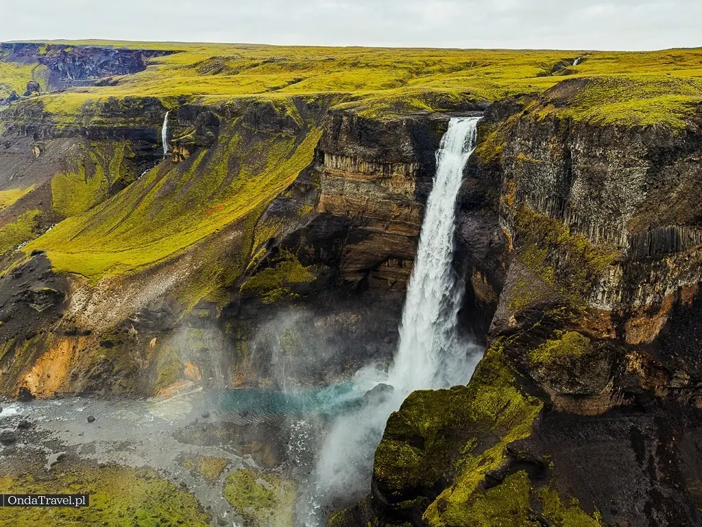 Háifoss: una cascada icónica de las Highlands de Islandia, salida de Stranger Things