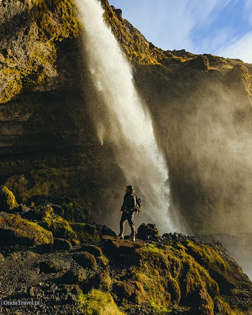 Wodospad-Kvernufoss-Islandia