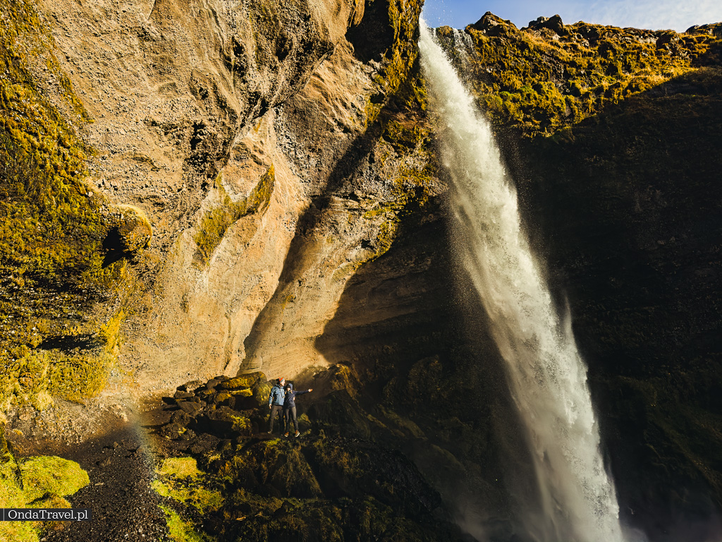 Kvernufoss Wycieczki Islandia . wycieczki objazdowe z OndaTravel.pl
