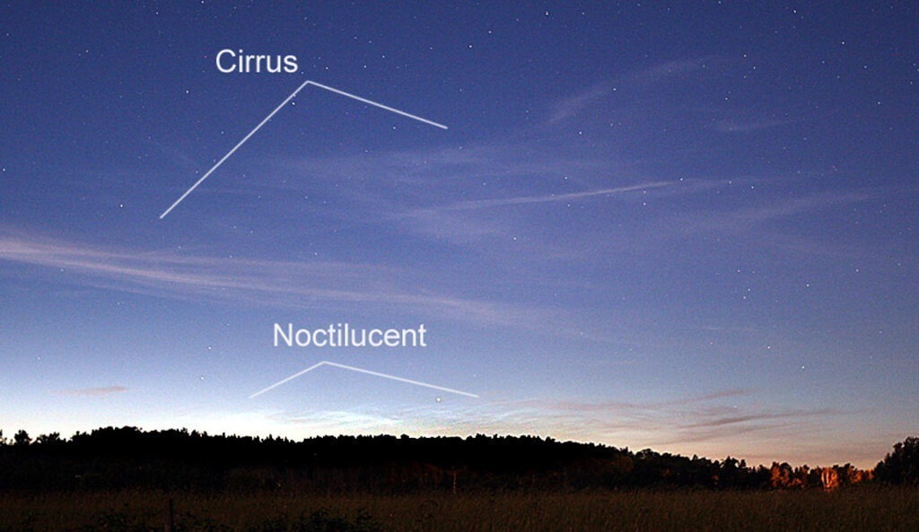 Noctilucent Clouds night shining 1 - OndaTravel.pl -