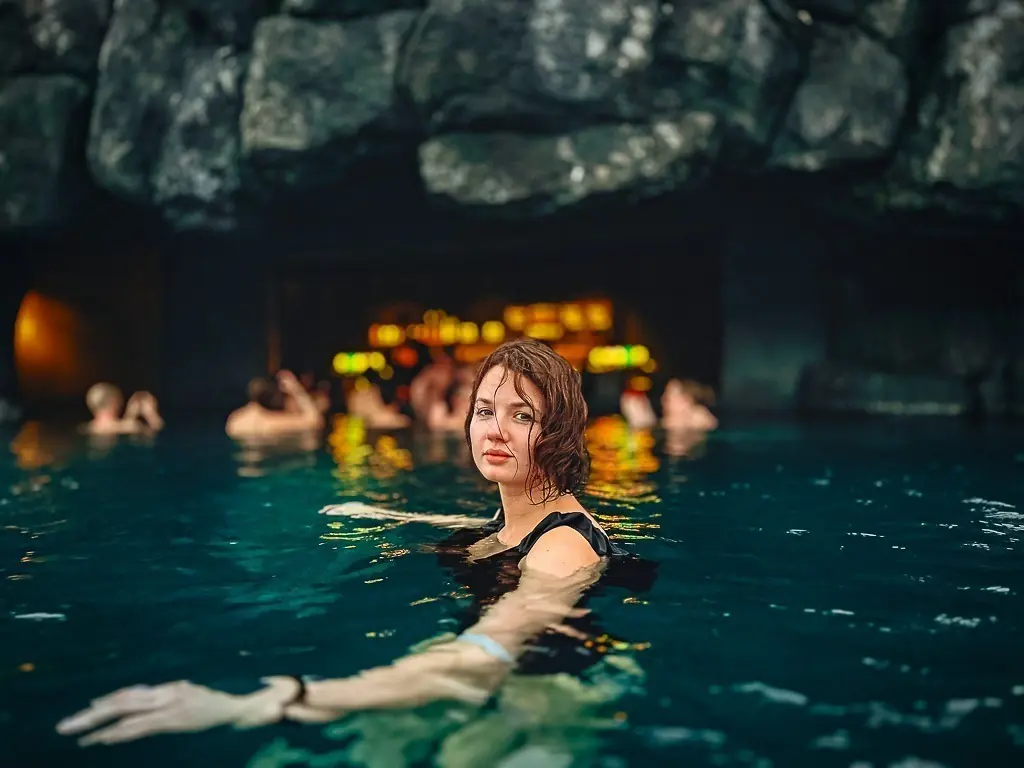 Iceland SkyLagoon by OndaTravel.pl