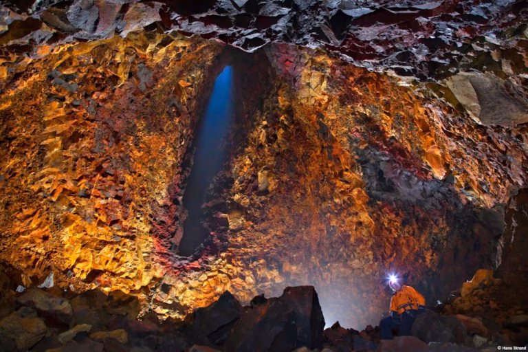 Thrihnukagigur – The Only Volcano in the World You Can Descend into by Elevator! – Iceland