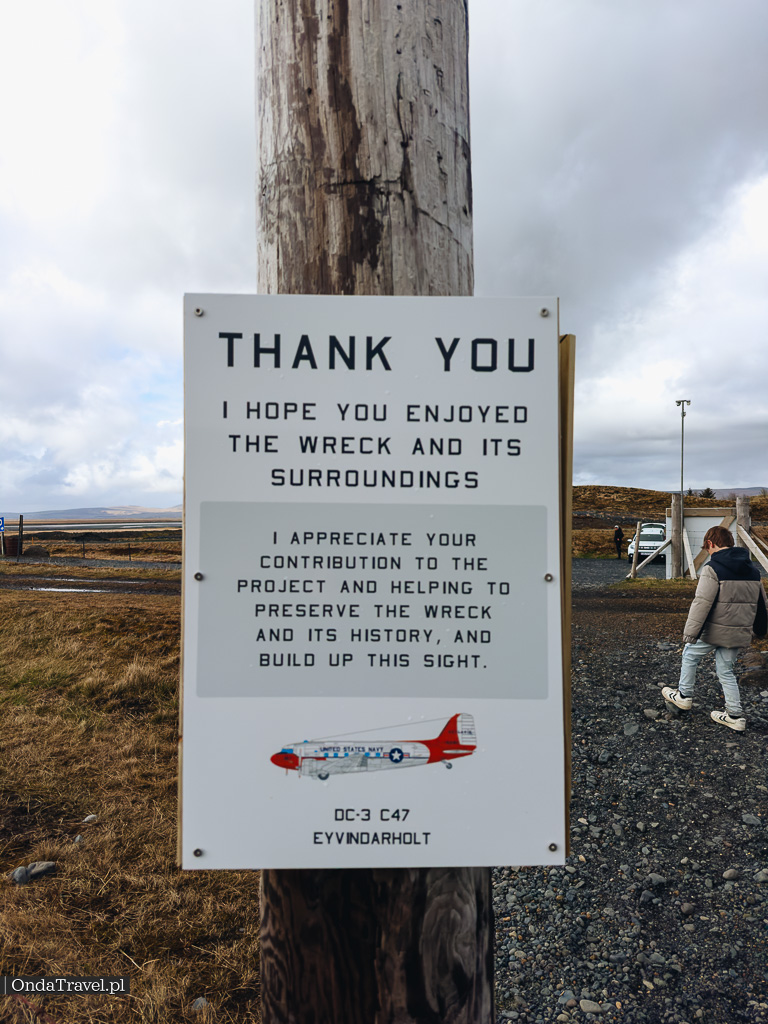 DC 3 Airplane wreck Eyvindarholt by OndaTravel.pl . 18 - OndaTravel.pl -