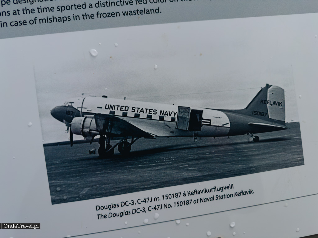 DC 3 Airplane wreck Eyvindarholt by OndaTravel.pl . 23 - OndaTravel.pl -