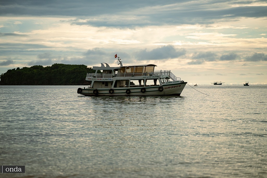 Vietnam Hon Vong island Hòn Vông Phu Quoc by OndaTravel.pl