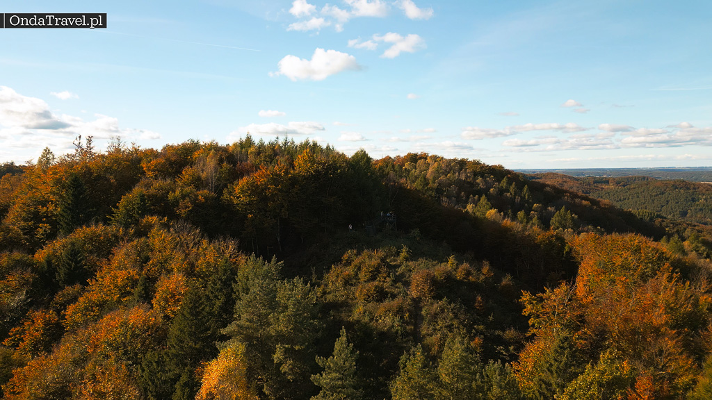 Kadry z mojego filmu Jelenia Góra - Spacer przez Paraszyńskie Wąwozy do wieży widokowej w Paraszynie