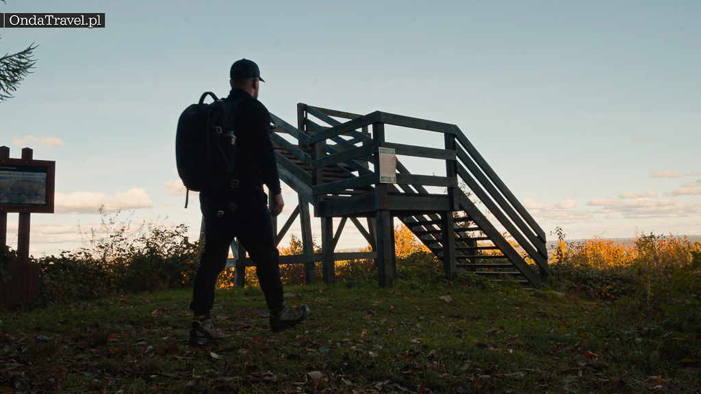 Kadry z mojego filmu Jelenia Góra - Spacer przez Paraszyńskie Wąwozy do wieży widokowej w Paraszynie