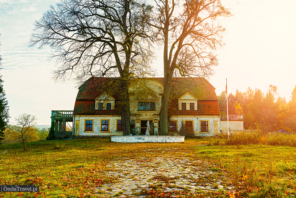 Dwór w Paraszynie lokalizacja filmu Starzy ludzie