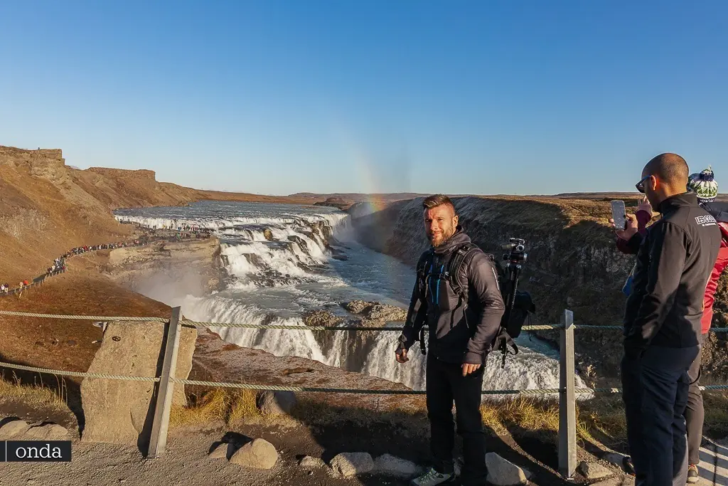 Gullfoss złoty wodospad w Golden Circle na Islandii (4)