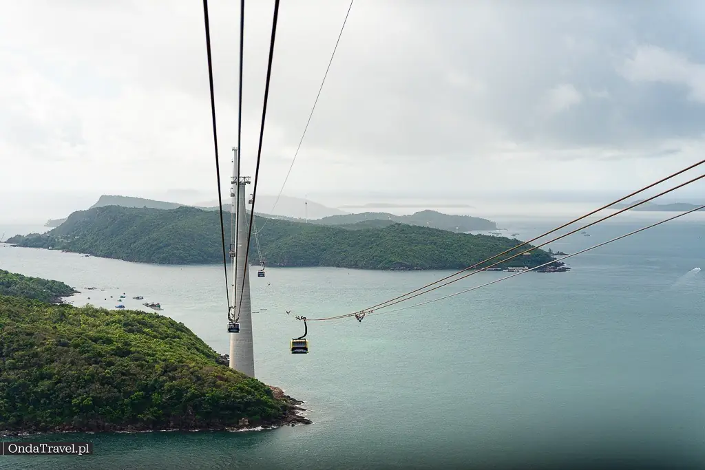 Kolejka linowa Hon Thom na wyspie Phu Quoc w Wietnamie (16) — OndaTravel.pl