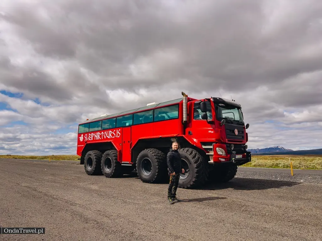 Sleipnir Tours Iceland - Ice Cave & Glacier Tours