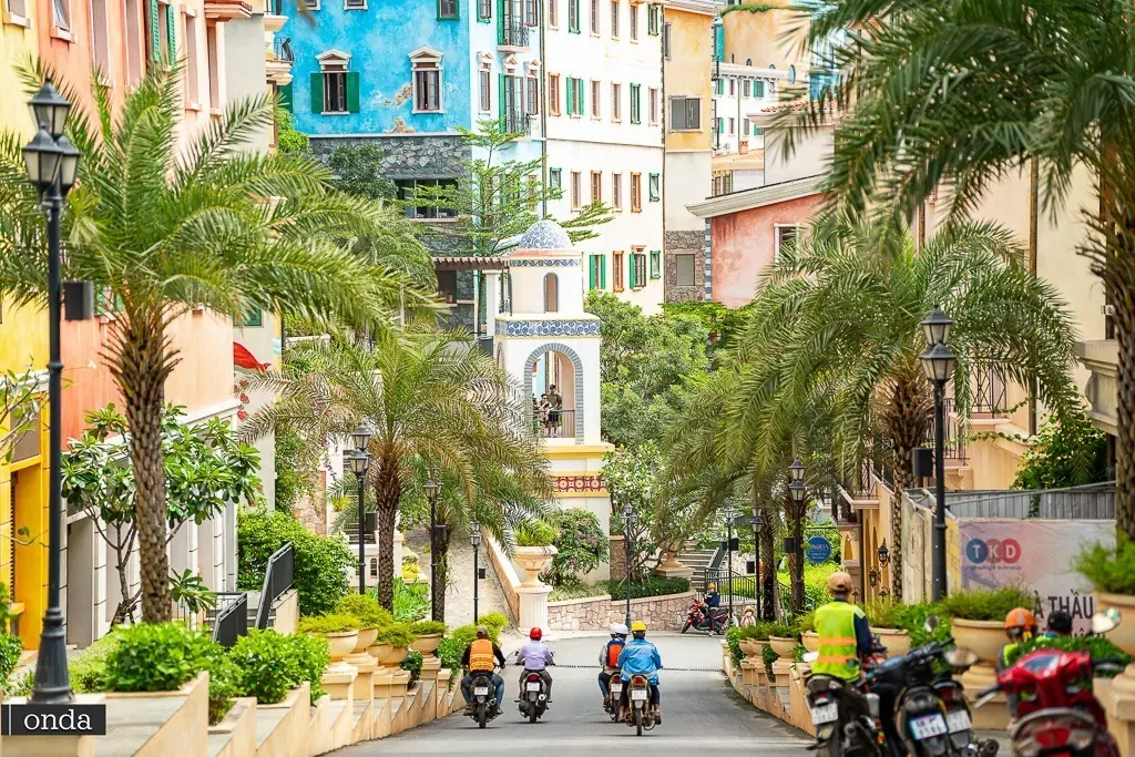 Vietnam Sunset Town atrakcje na wyspie Phu Quoc by OndaTravel.pl (11) — OndaTravel.pl