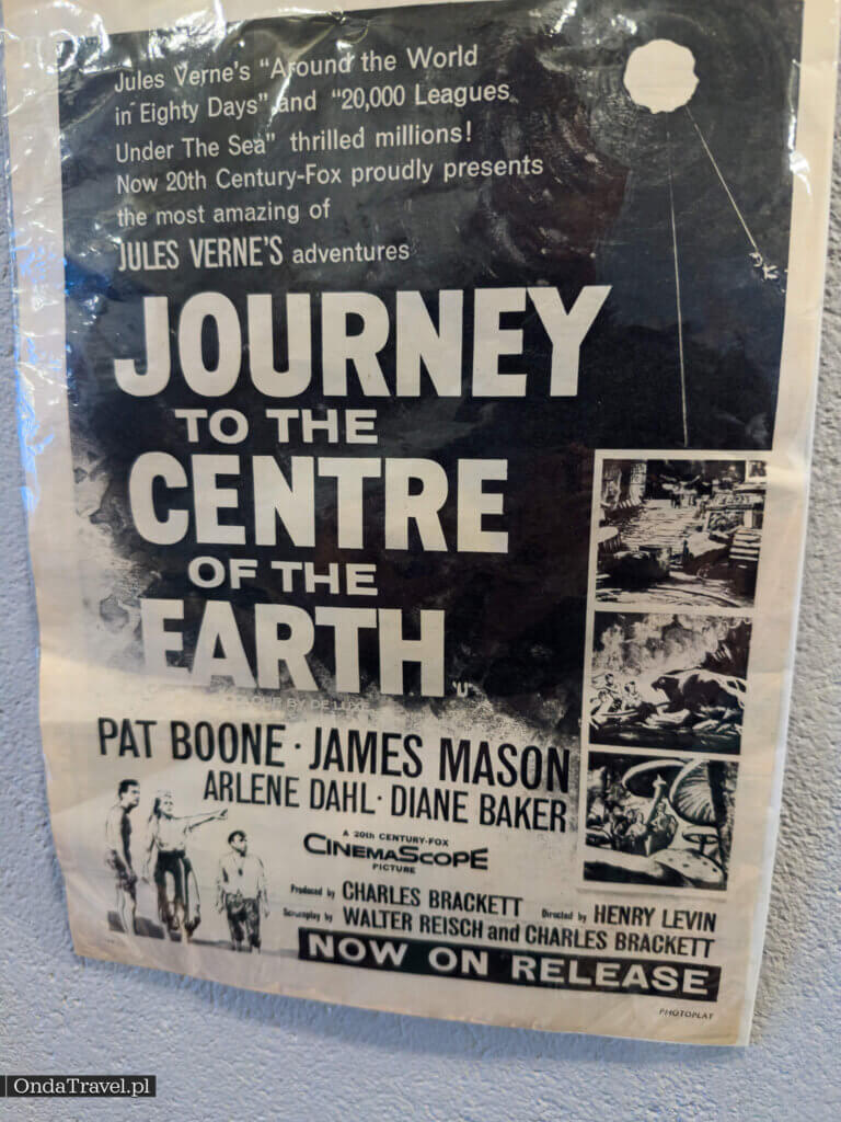 Journey to the Center of the Earth - Jules Gabriel Verne Iceland Snæfellsnes