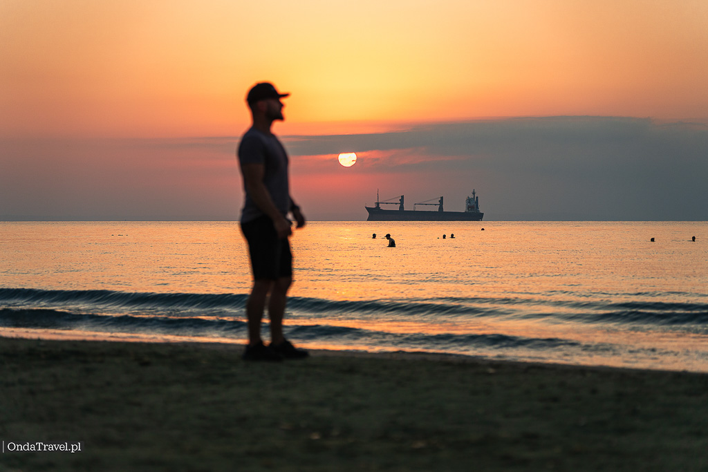 Warm destinations: where to fly for sun in winter and how to plan the trip