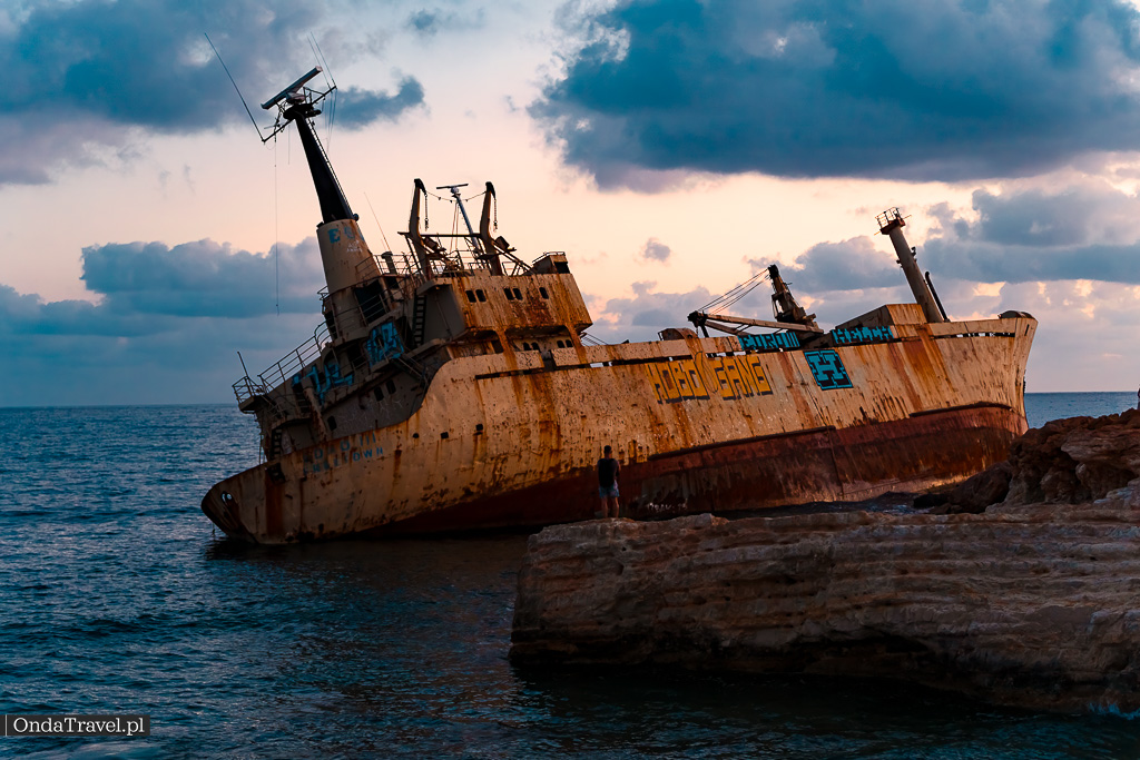 Wrak statku The Edro III Shipwreck - Peya - Cypr