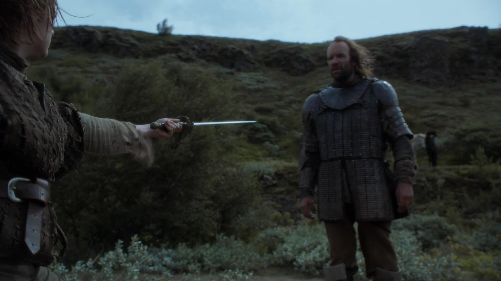 Arya Stark y el Perro en el valle de Gjáin, Stangarvegur, Islandia — Juego de Tronos - Copyrights HBO