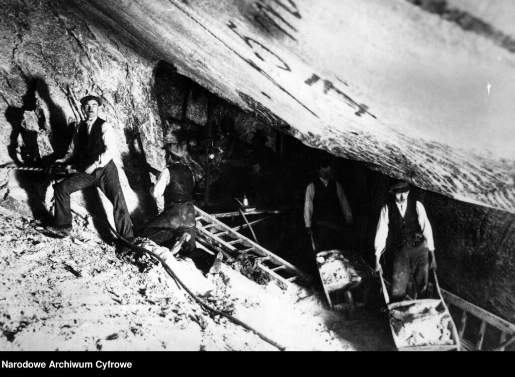 Archival photograph of early visitors in the Wieliczka Salt Mine