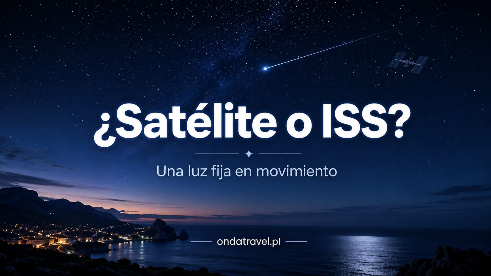 Satélite o Estación Espacial Internacional moviéndose de forma constante por el cielo